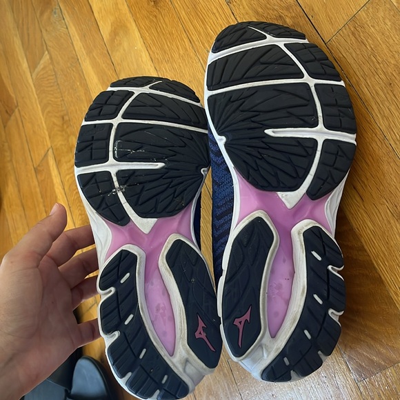 MIZUNO Wave Rider - Picture 2 of 3